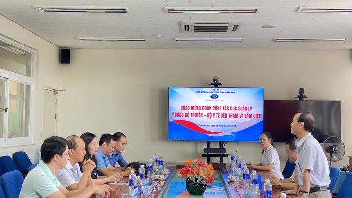 Cục Quản lý Y, Dược cổ truyền làm việc với Bệnh viện ĐKTW Quảng Nam