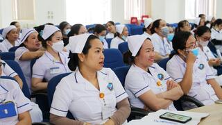 Sinh hoạt chuyên môn Điều dưỡng: Hướng dẫn cách sử dụng phiếu theo dõi và chăm sóc cấp 2-3 theo TT 32/2023