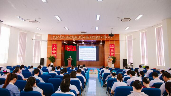 Đảng ủy Bệnh viện tổ chức tuyên truyền, quán triệt Nghị quyết Đại hội Đại biểu Đảng bộ thành phố Đà Nẵng, Nghị quyết Đại hội Đại biểu Đảng bộ UBND thành phố lần thứ I (nhiệm kỳ 2025 - 2030) và các văn bản mới của Đảng